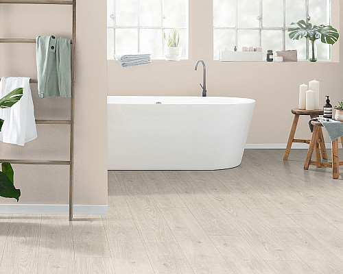 Podlahy do kúpeľne. Mýty a realita