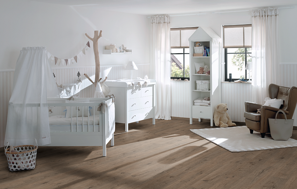 EGGER Basic 32 Dub murom prírodný EL2835