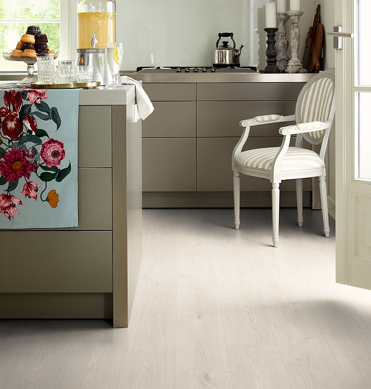 EGGER Aquadura Dub camden biely EDF194