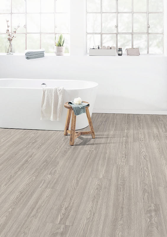EGGER E-motion aqua 32 Dub soria svetlo šedý EL2063