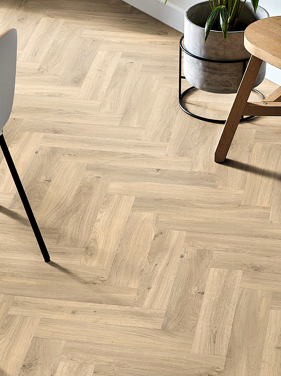 AMTICO FIRST Wood herringbone Springtide oak 1P103