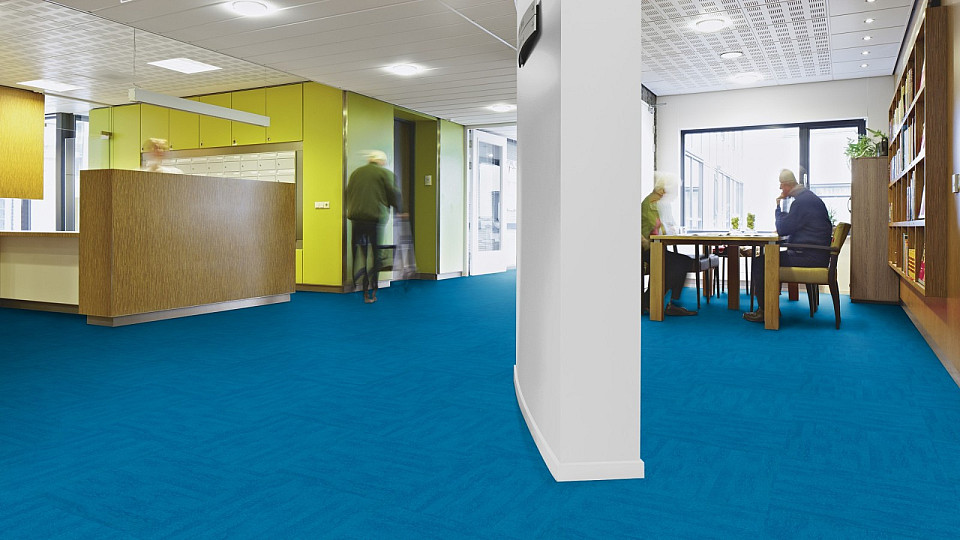 FORBO Flotex Colour Penang sapphire T382011