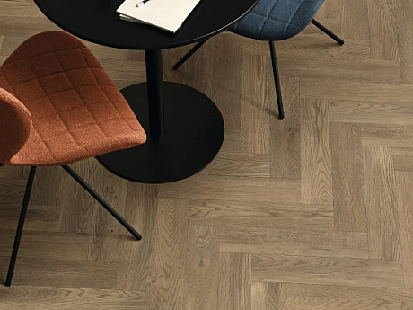 AMTICO FIRST Wood herringbone Smokehouse oak 1P106